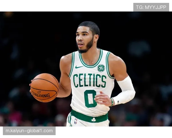 普里查德替补砍25分9助攻5三分,绿军无核体系显深度优势 普里查德替补砍25分9助攻5三分,绿军无核体系显深度优势